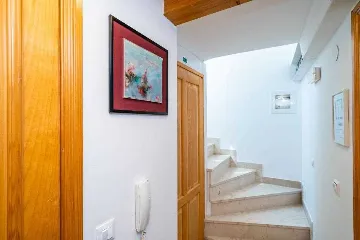 Dubrovnik Duplex Apartment for Up to 5 Guests