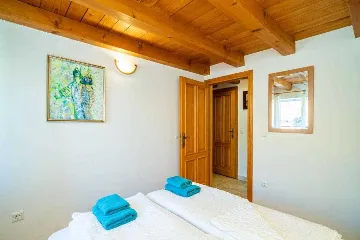 Dubrovnik Duplex Apartment for Up to 5 Guests