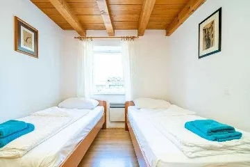 Dubrovnik Duplex Apartment for Up to 5 Guests