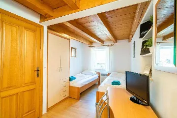 Dubrovnik Duplex Apartment for Up to 5 Guests