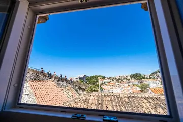 Dubrovnik Duplex Apartment for Up to 5 Guests