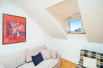 Dubrovnik Duplex Apartment for Up to 5 Guests