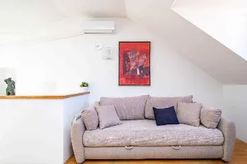 Dubrovnik Duplex Apartment for Up to 5 Guests