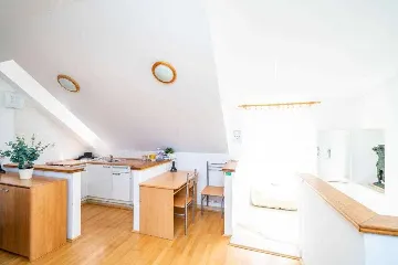 Dubrovnik Duplex Apartment for Up to 5 Guests