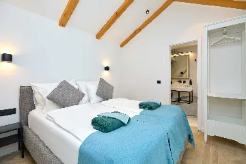 Dubrovnik 3-Bedroom Apartment for Up to 7