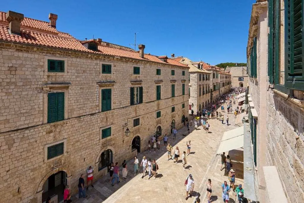Dubrovnik Old Town 1-Bedroom Apartment with Stradun View