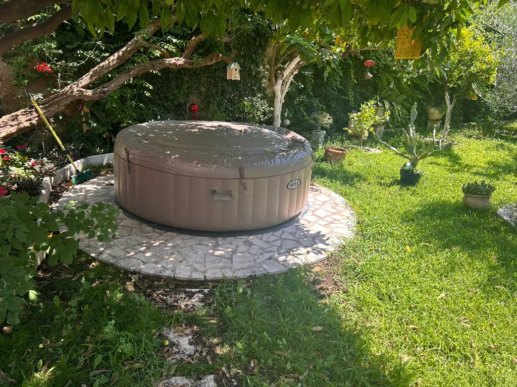 Dubrovnik (Gruž) Apartment with Garden Hot Tub for 5
