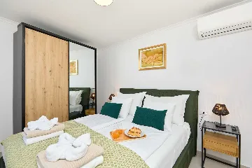 2-Bedroom Apartment in Dubrovnik for 5 Guests