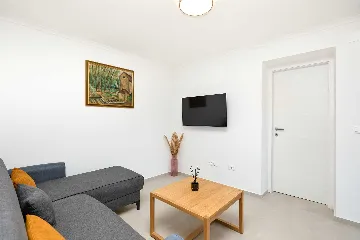 2-Bedroom Apartment in Dubrovnik for 5 Guests