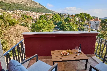 2-Bedroom Apartment in Dubrovnik for 5 Guests