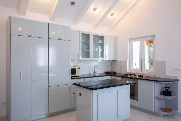 Dubrovnik Holiday House with Private Pool for 12