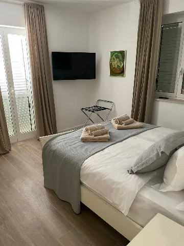 Dubrovnik Holiday House with Private Pool for 12