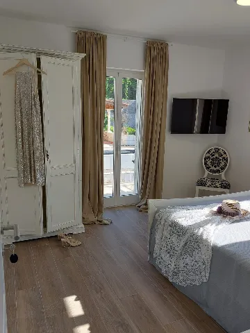 Dubrovnik Holiday House with Private Pool for 12