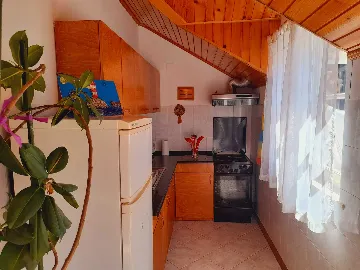 Apartment for 2 Guests with Sea View in Polače