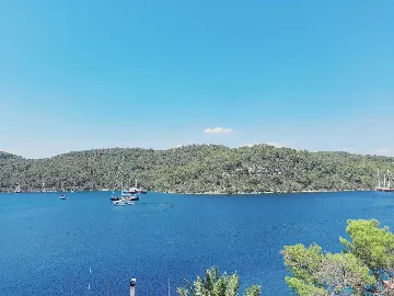 Apartment for 2 Guests with Sea View in Polače