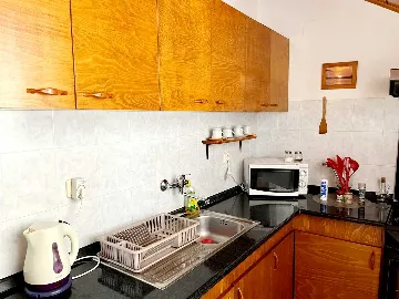 Apartment for 2 Guests with Sea View in Polače