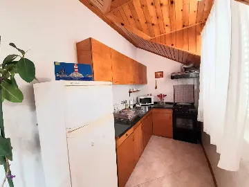 Apartment for 2 Guests with Sea View in Polače