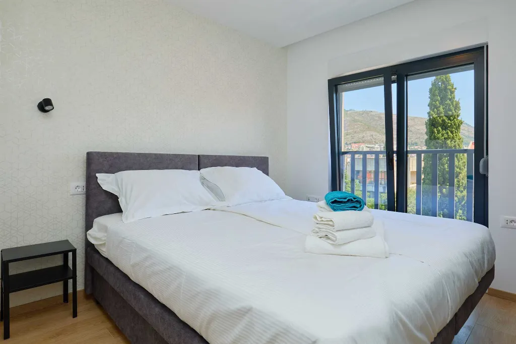 Dubrovnik Room for 2 Guests with En Suite Bathroom