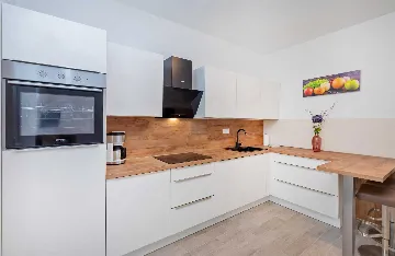 One-Bedroom Apartment for 2 Guests in Dubrovnik