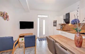 One-Bedroom Apartment for 2 Guests in Dubrovnik