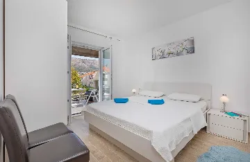 Two-Bedroom Apartment in Dubrovnik with Balcony