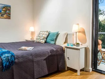 Dubrovnik 2-Bedroom Apartment with Balcony & Free Parking