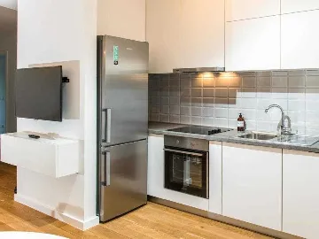 Dubrovnik 2-Bedroom Apartment with Balcony & Free Parking