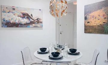 Dubrovnik 2-Bedroom Apartment with Sea-View Balcony