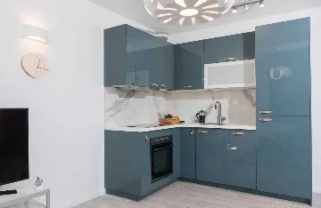 Dubrovnik 2-Bedroom Apartment with Sea-View Balcony