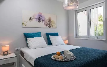 Dubrovnik 2-Bedroom Apartment with Sea-View Balcony