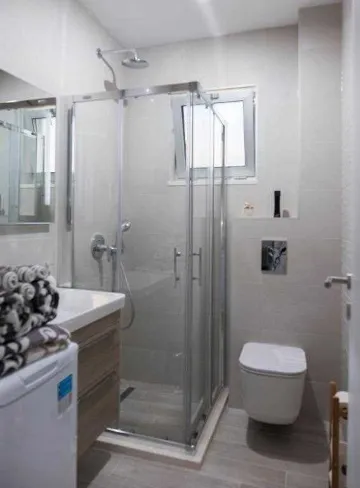 Dubrovnik 2-Bedroom Apartment with Sea-View Balcony