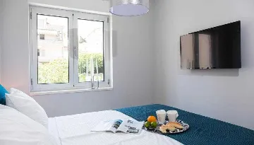 Dubrovnik 2-Bedroom Apartment with Sea-View Balcony