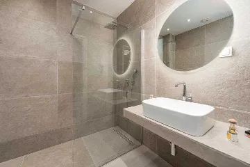 Dubrovnik 2-Bedroom Apartment with Private Balcony