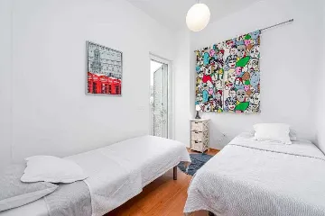 Dubrovnik 2-Bedroom Apartment with Private Balcony