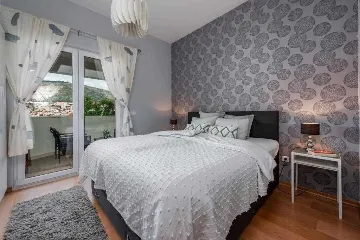 Dubrovnik 2-Bedroom Apartment with Private Balcony