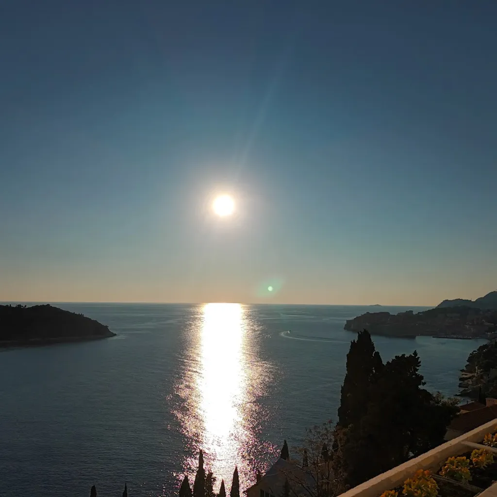 Dubrovnik Apartment with Balcony and Sea View