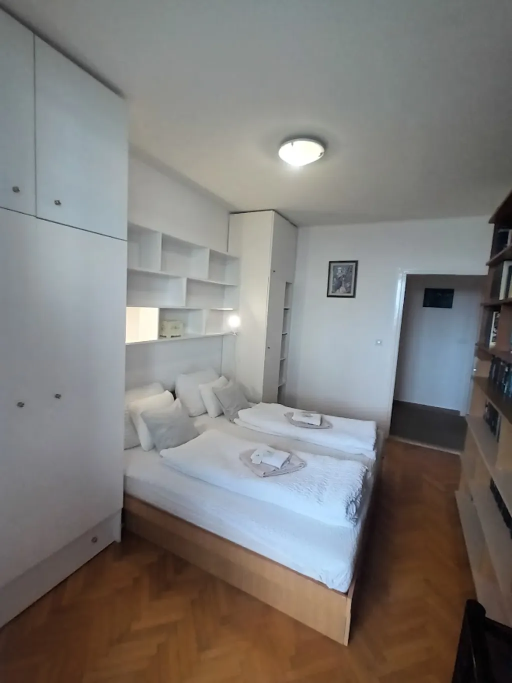 Dubrovnik Apartment with Balcony and Sea View