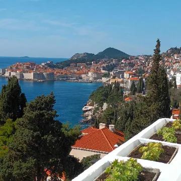 Dubrovnik Apartment with Balcony and Sea View