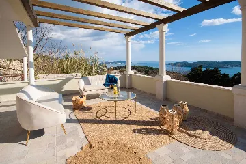 Infinity Pool 3-Bedroom Villa in Dubrovnik