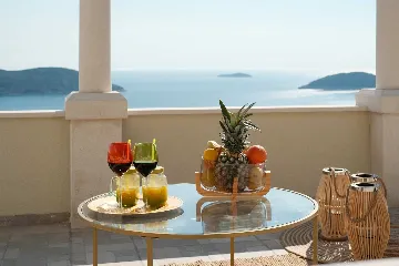 Infinity Pool 3-Bedroom Villa in Dubrovnik