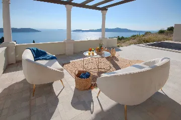 Infinity Pool 3-Bedroom Villa in Dubrovnik