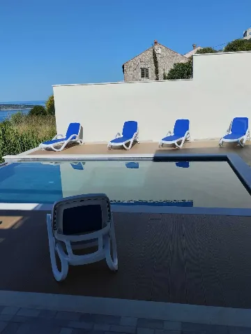 Infinity Pool 3-Bedroom Villa in Dubrovnik
