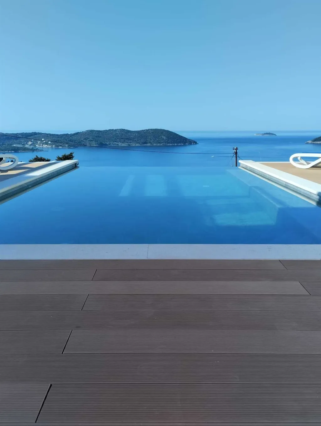 Infinity Pool 3-Bedroom Villa in Dubrovnik