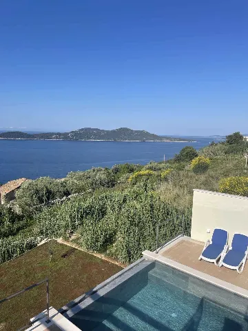 Infinity Pool 3-Bedroom Villa in Dubrovnik
