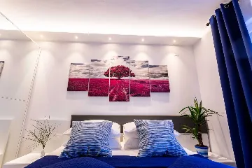 Air-Conditioned Terrace Apartment for 2 in Baška