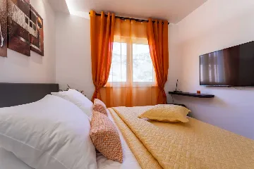 Baška Sea-View Apartment for 4 Guests