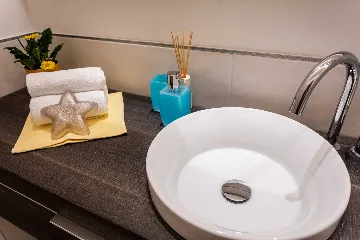 Baška Apartment for 4 Guests with Sea View