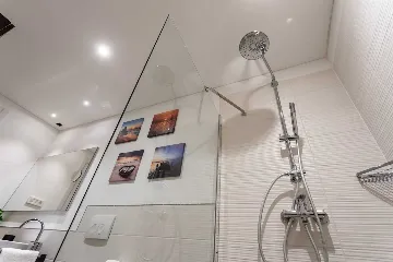 Air-conditioned Apartment in Baška for 2