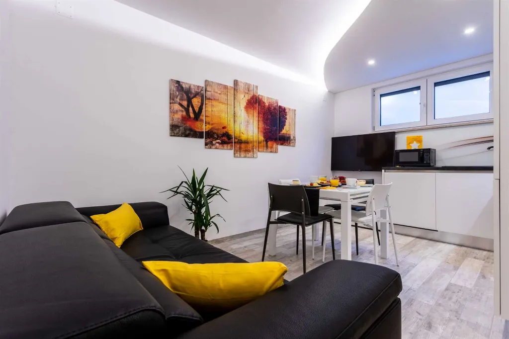 Air-conditioned Apartment in Baška for 2