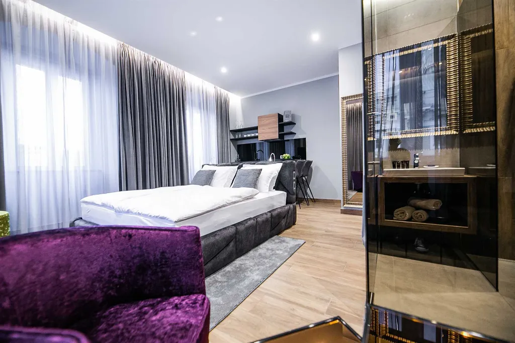 Room in Rijeka for Up to 3 Guests